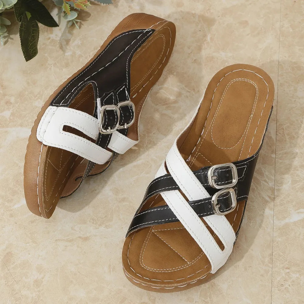 Open Toe Flats Sandals Black and white OutfitFlow