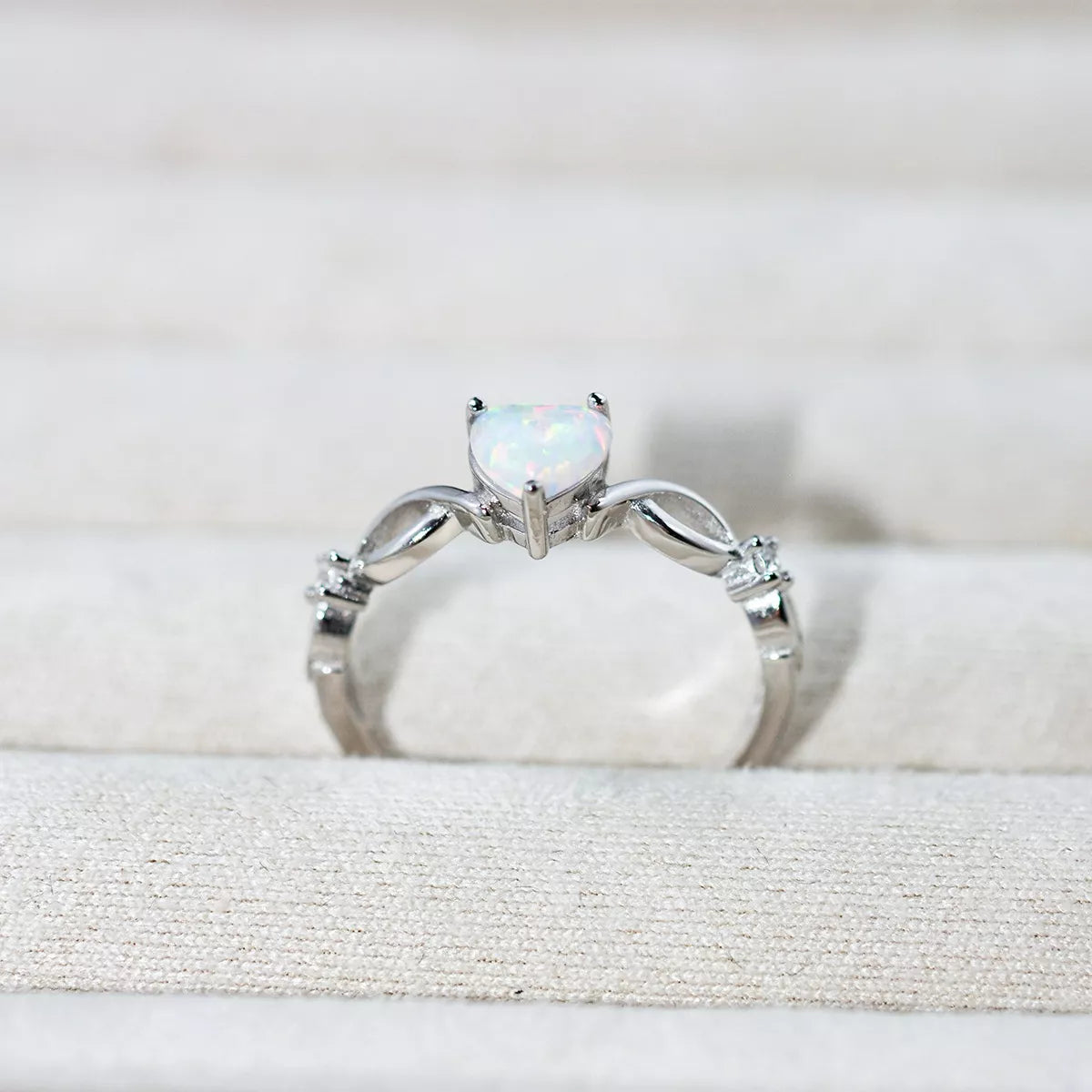 925 Sterling Silver Zircon Heart Ring OutfitFlow