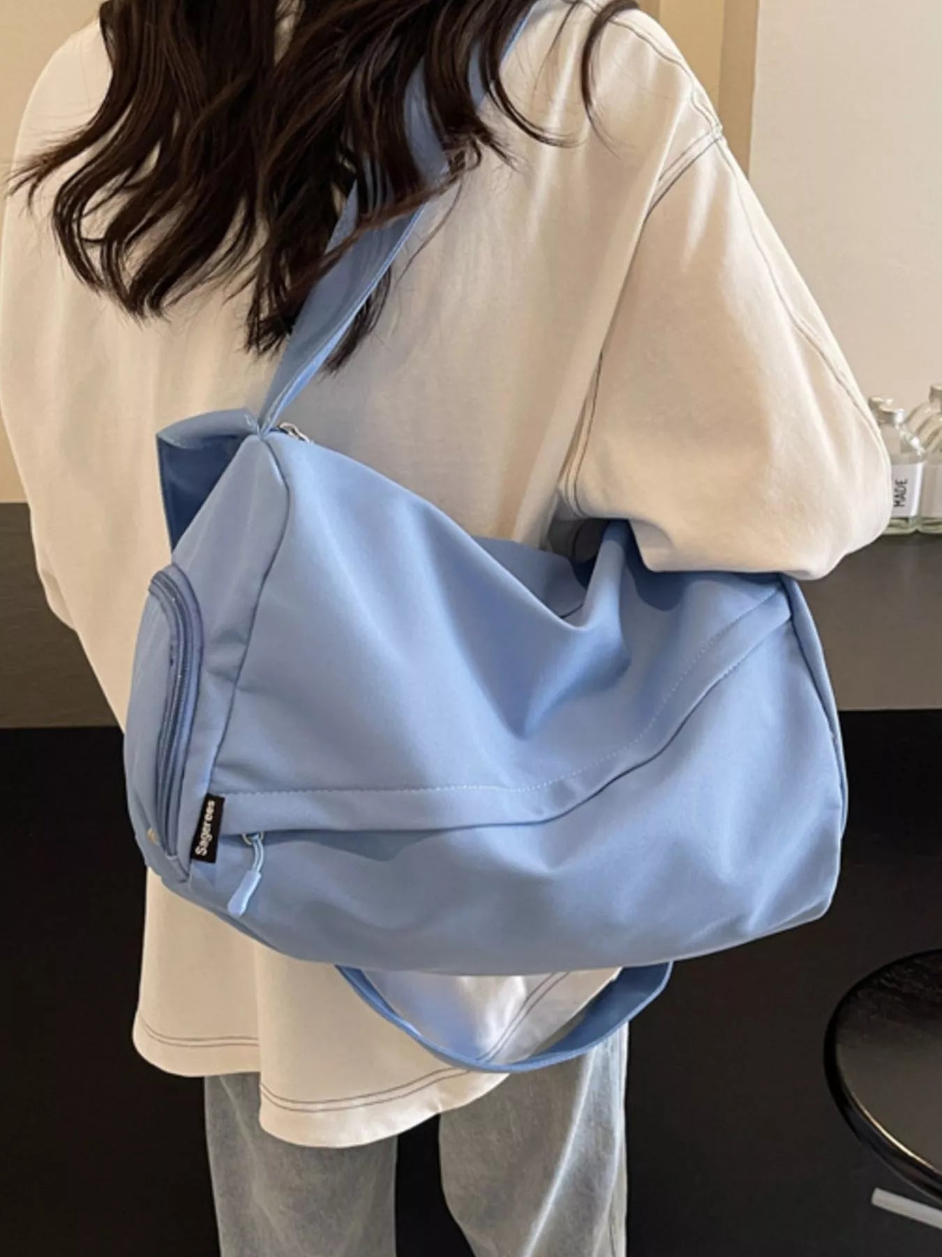 Lightweight Travel Duffel Bag with Shoulder Strap OutfitFlow