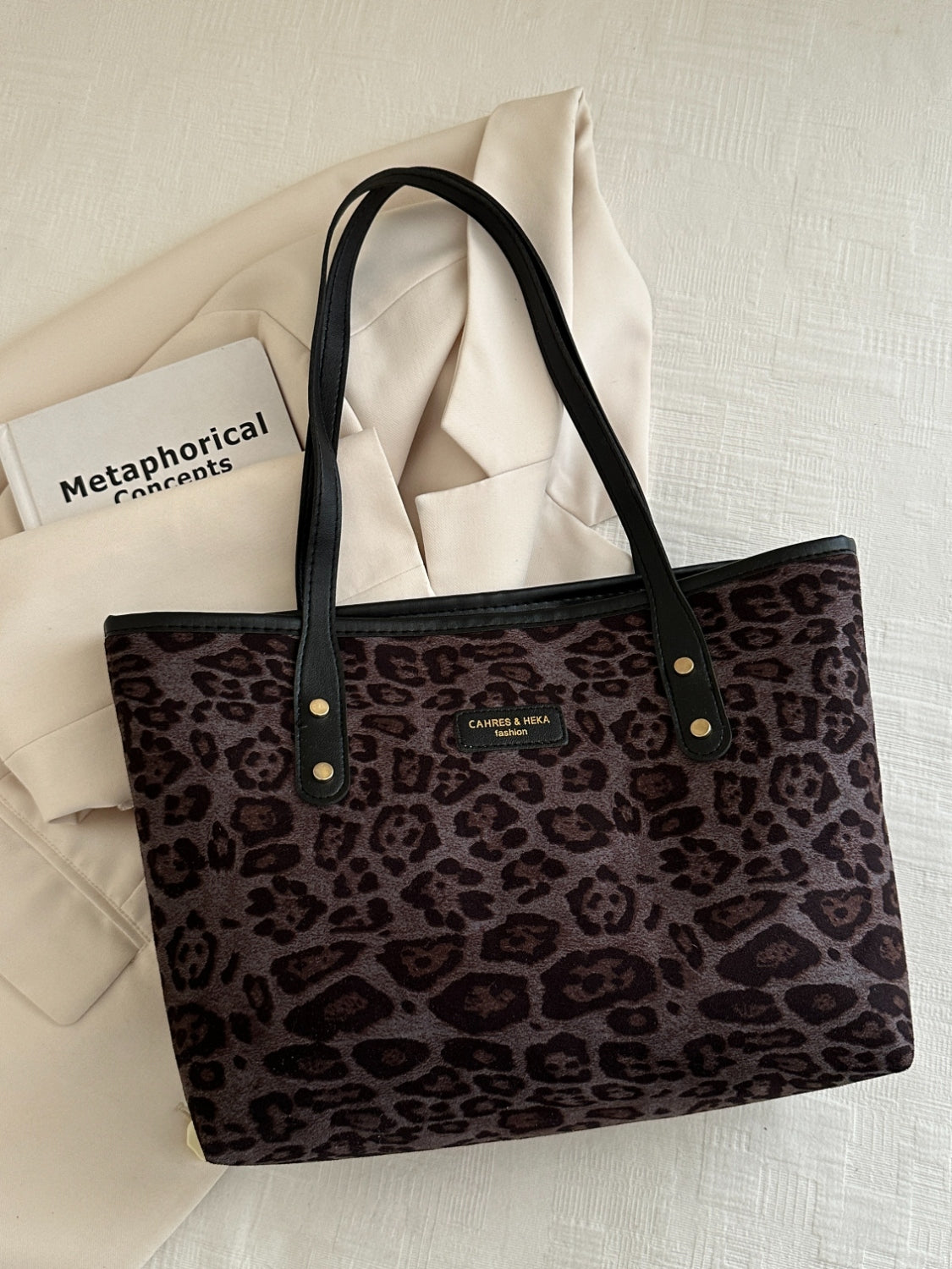 Outfit Flow - Leopard Polyester Tote Bag