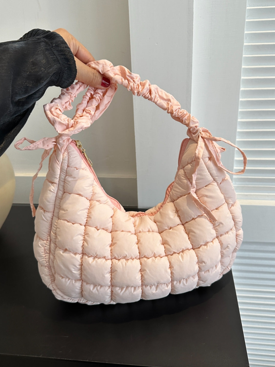 Outfit Flow - Bubble Texture Ruched Strap Quilted Shoulder Bag