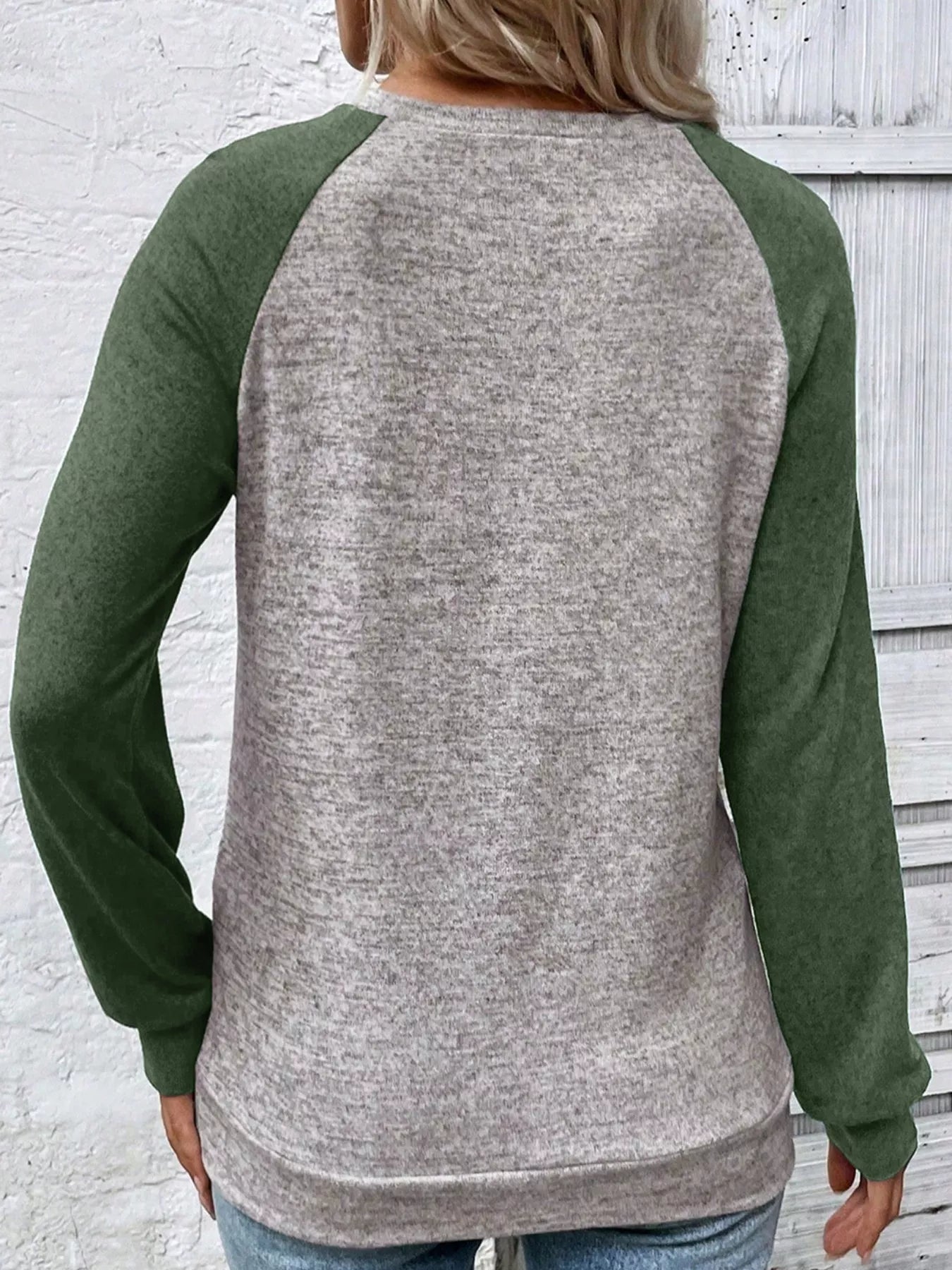 Color Block Raglan Long Sleeve T Shirt OutfitFlow