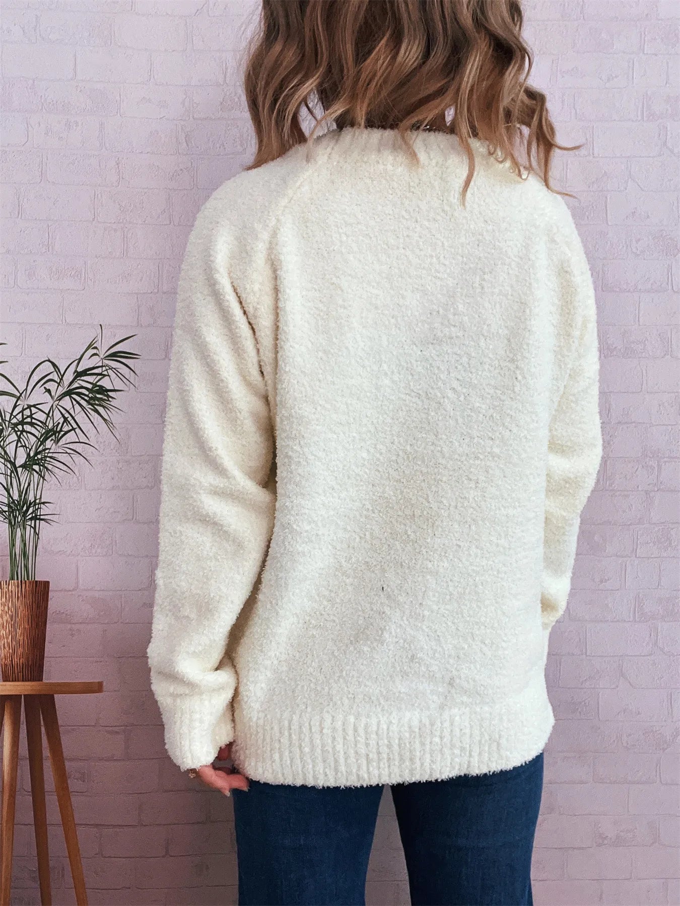 Round Neck Raglan Sleeve Sweater OutfitFlow