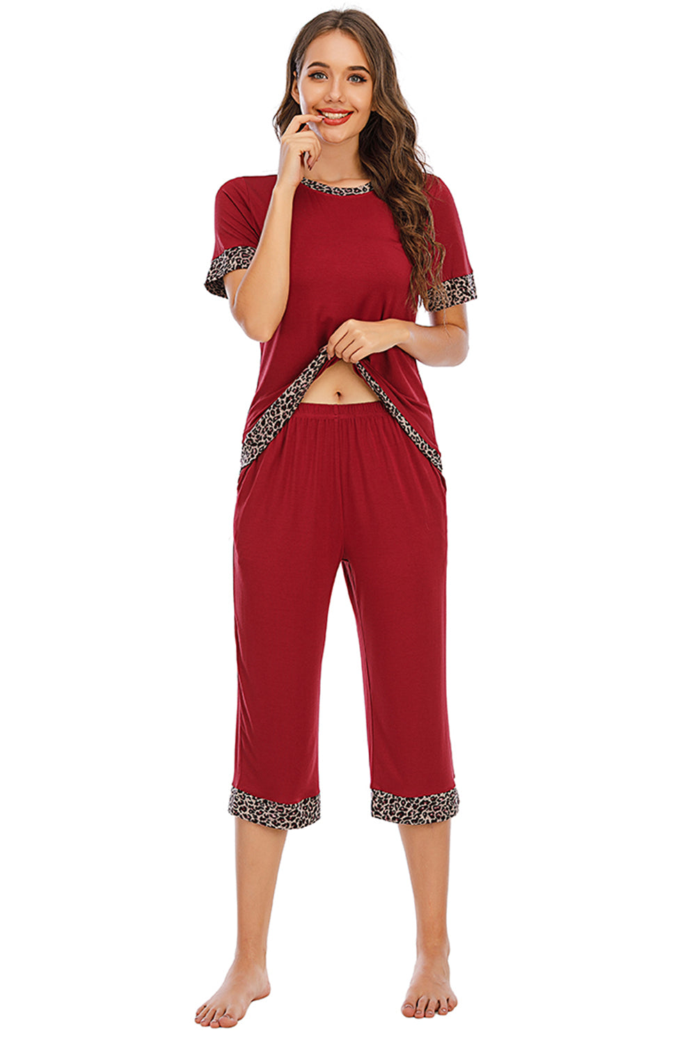 Outfit Flow - Round Neck Short Sleeve Top and Capris Pants Lounge Set