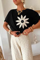 Casual Daisy Patch Round Neck T-Shirt OutfitFlow