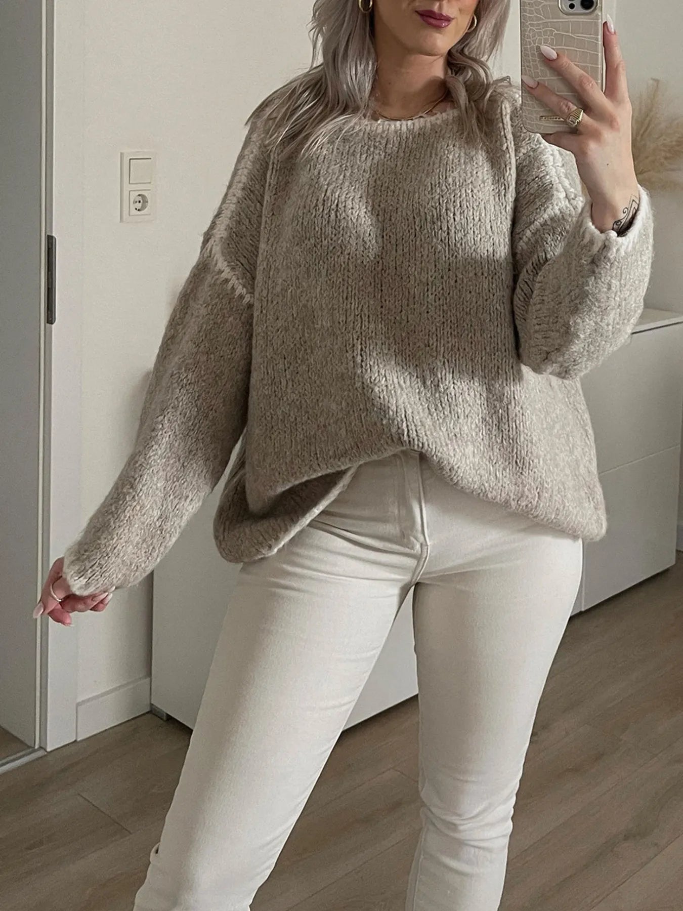 Contrast Trim Oversized Sweater OutfitFlow