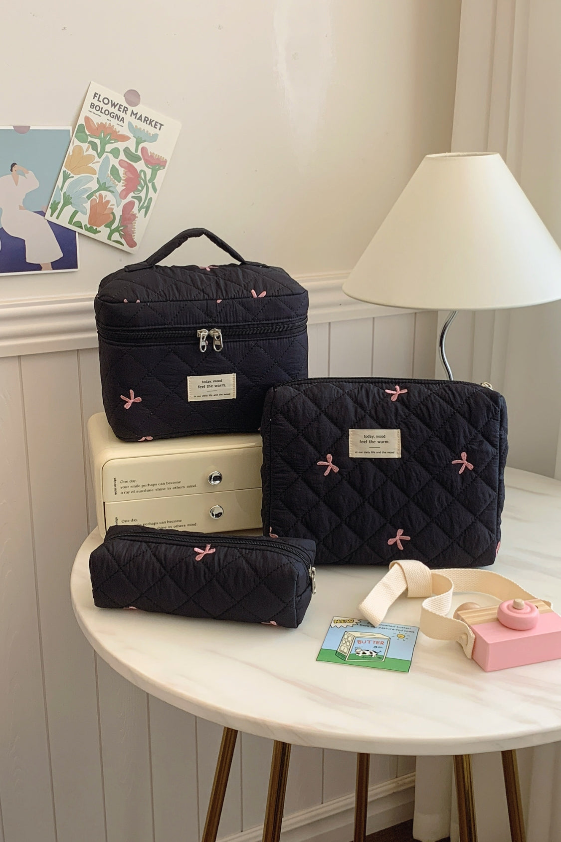 Outfit Flow - 3 Piece Bow Quilted Cloth Storage Bag Set