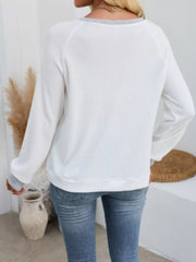 Two-Tone Raglan Sleeve T-Shirt OutfitFlow