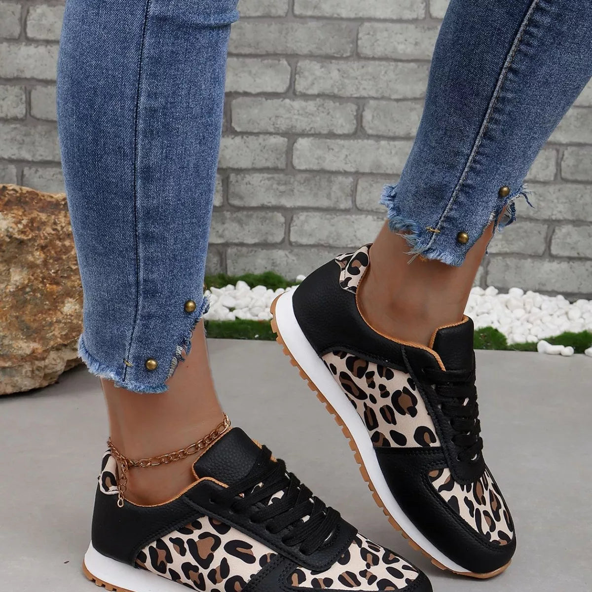 Leopard Print Casual Sneakers Trendsi