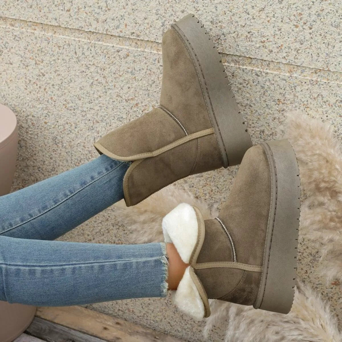 Round Toe Platform Boots OutfitFlow