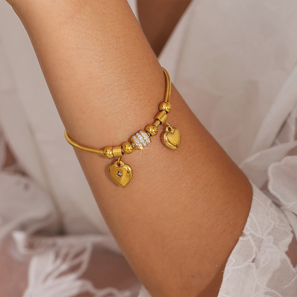 Outfit Flow - 18K Gold-Plated Rhinestone Heart Charm Bracelet