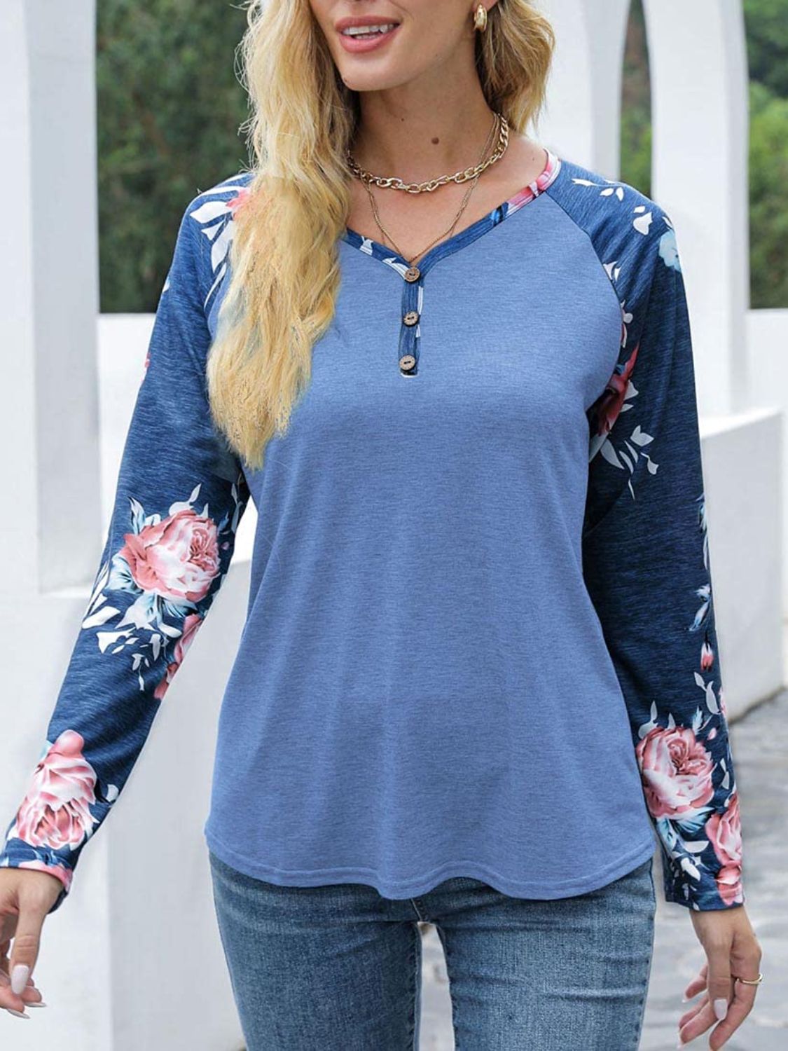 Outfit Flow - V-Neck Floral Long Sleeve T-Shirt