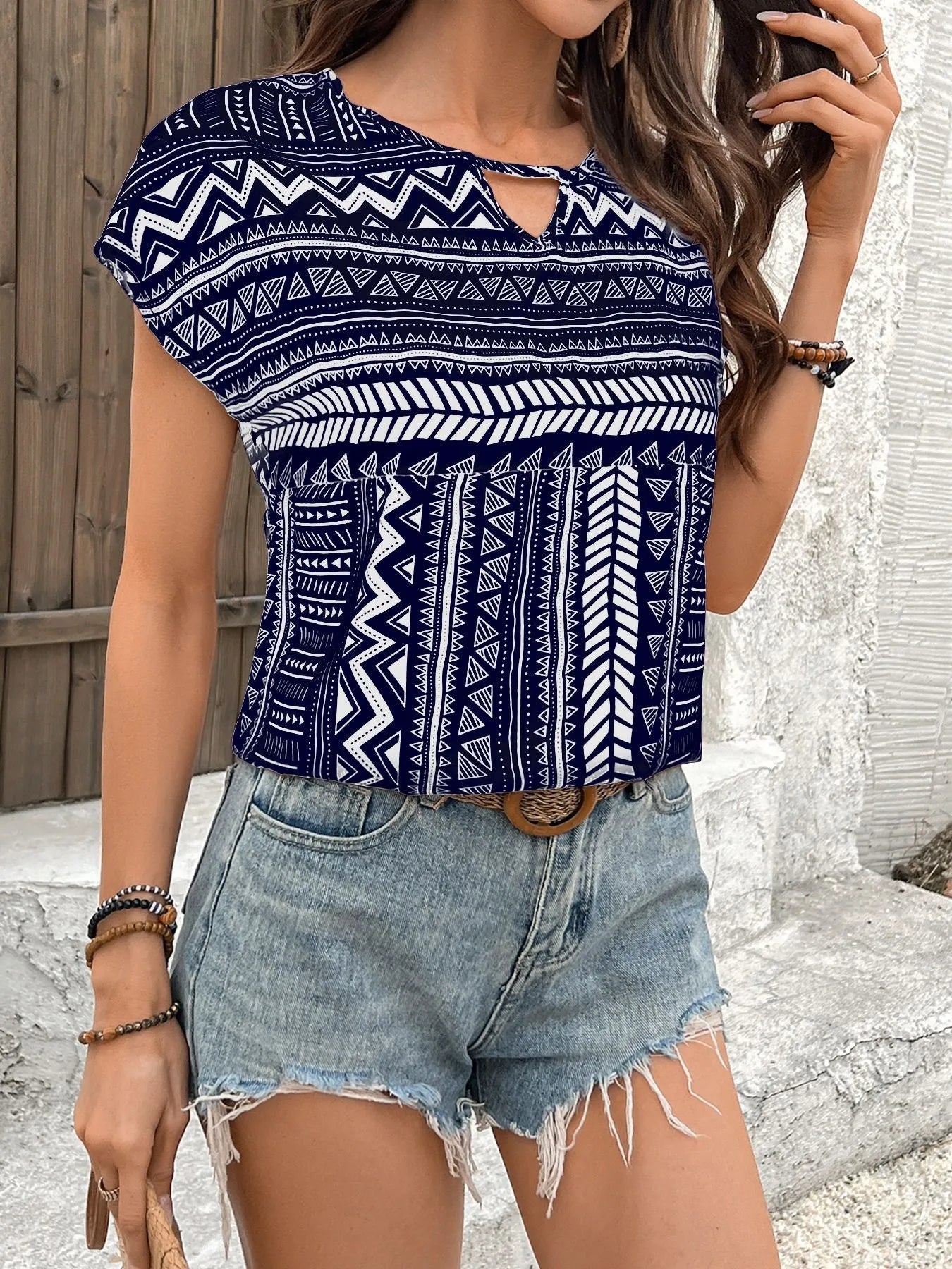 Geometric Print Short Sleeve Blouse OutfitFlow