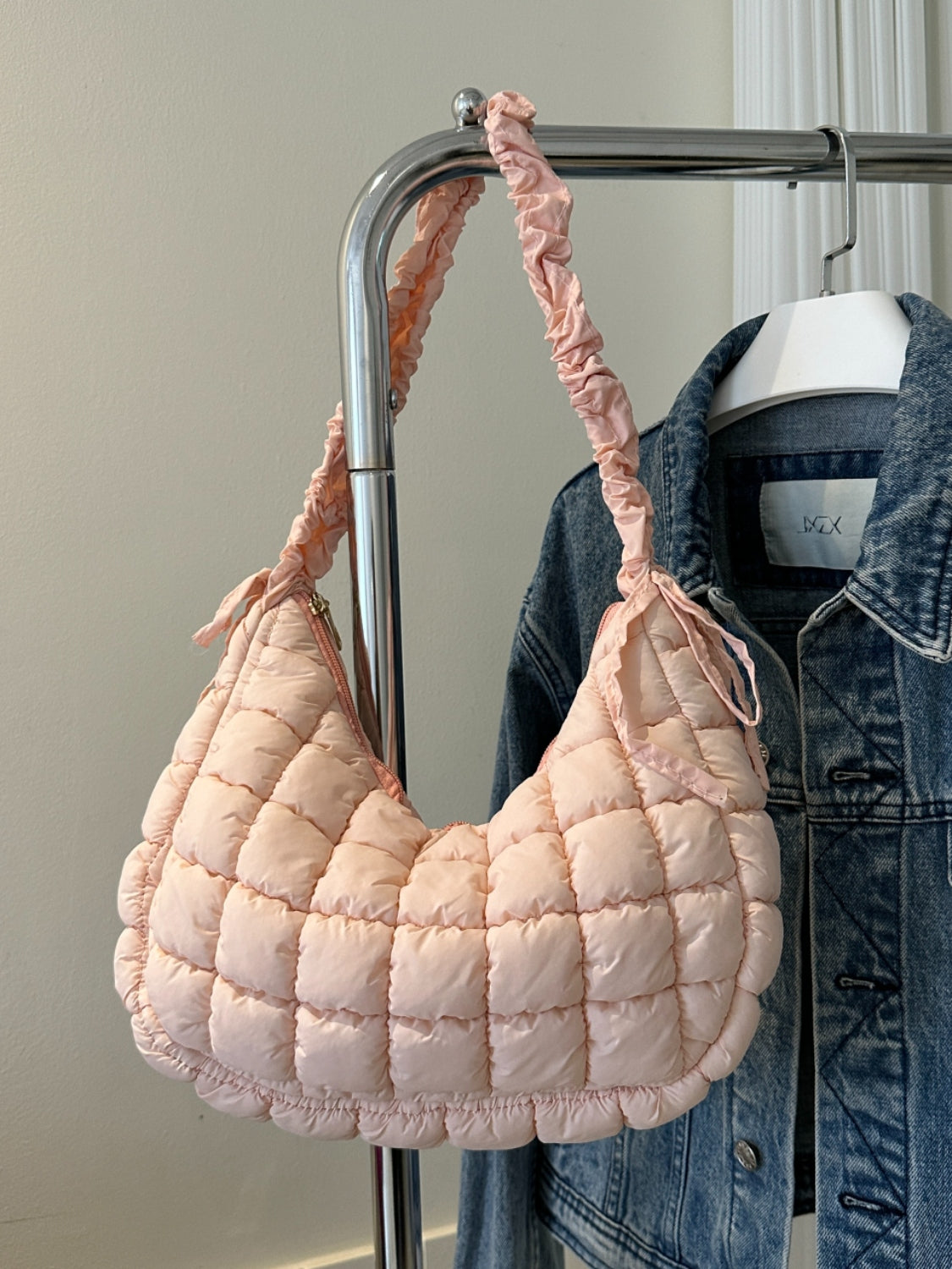 Outfit Flow - Bubble Texture Ruched Strap Quilted Shoulder Bag