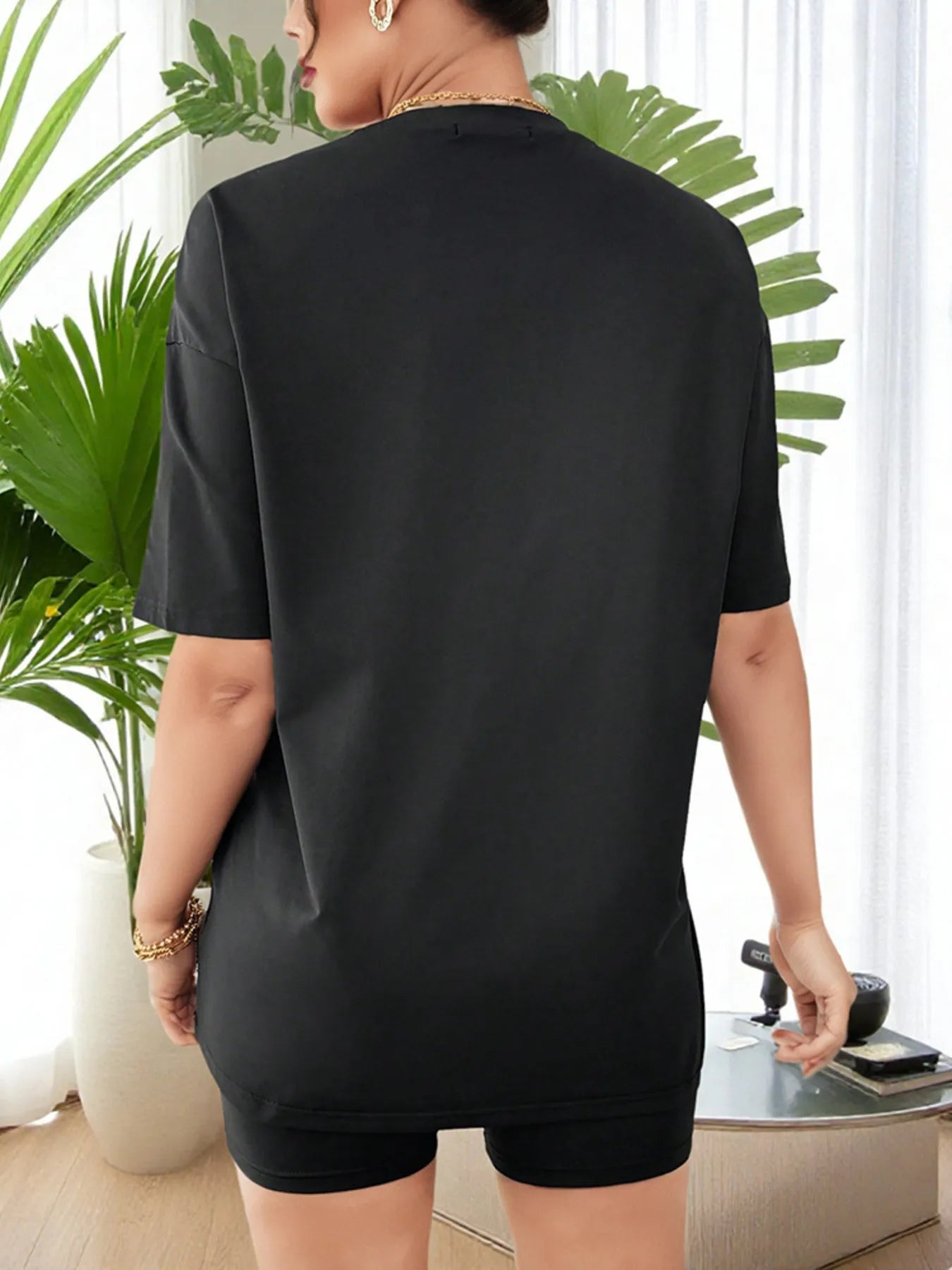 Beautiful Round Neck Top and Shorts Casual Set OutfitFlow