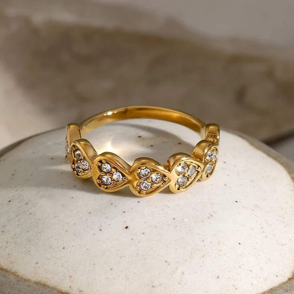 Stainless Steel Inlaid Zircon Heart Ring OutfitFlow