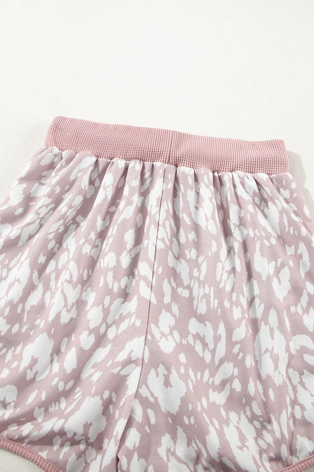 Abstract Print Drawstring Casual Shorts OutfitFlow