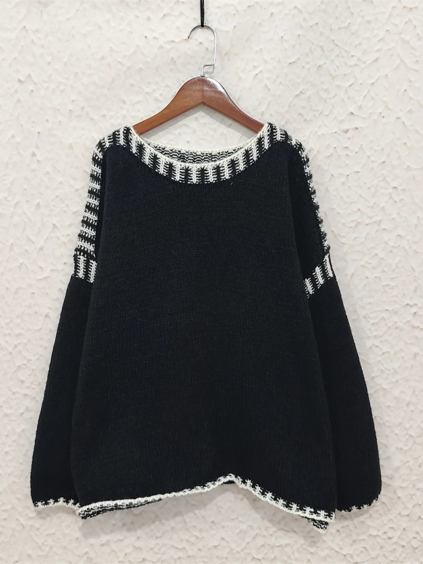 Contrast Trim Oversized Sweater OutfitFlow