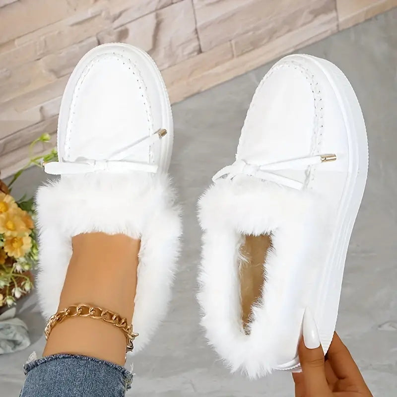 Outfit Flow - Bow Furry Round Toe Flat Slip-Ons