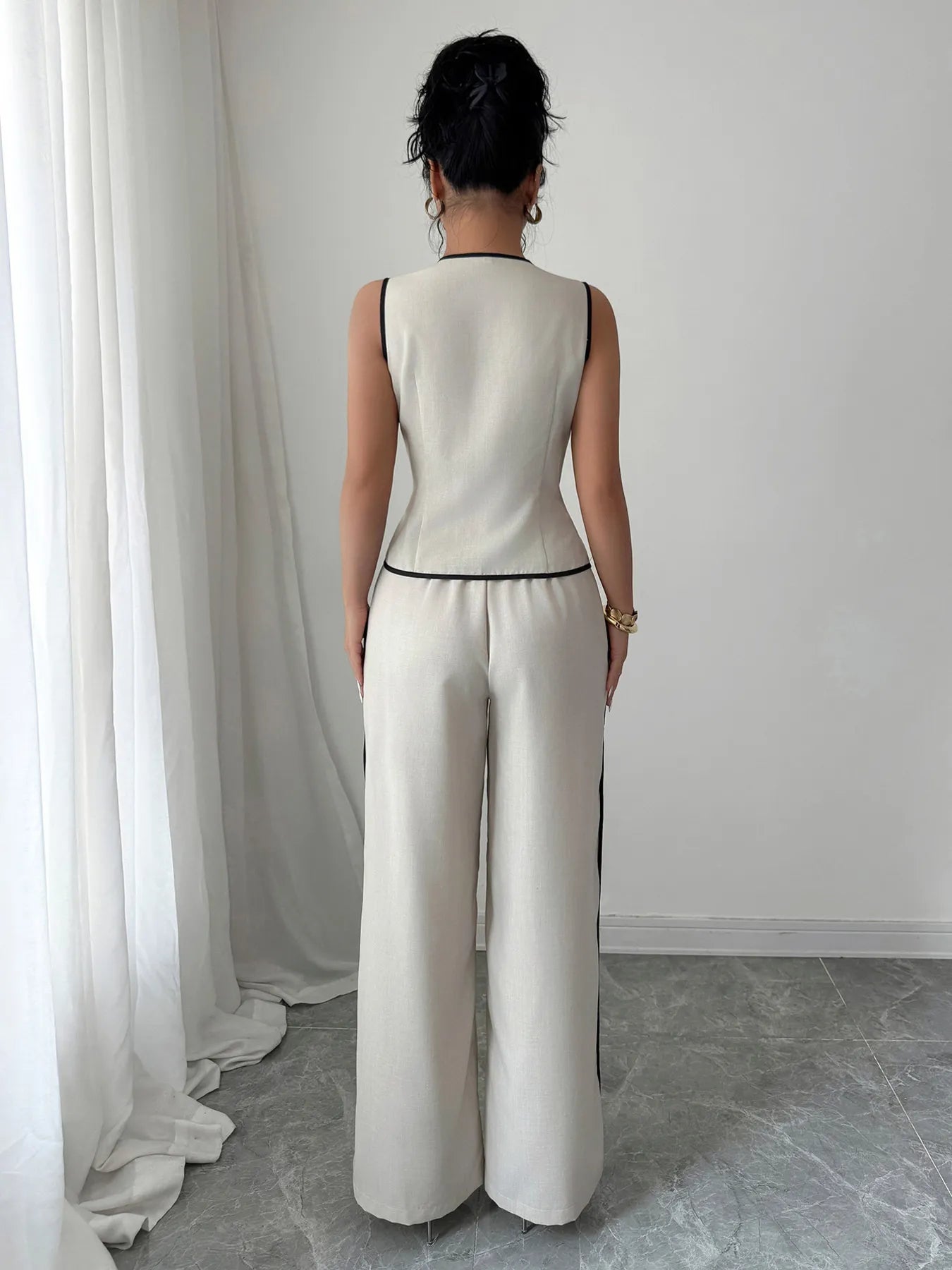 Contrast Piping Round Neck Top and Wide-Leg Pants Set OutfitFlow