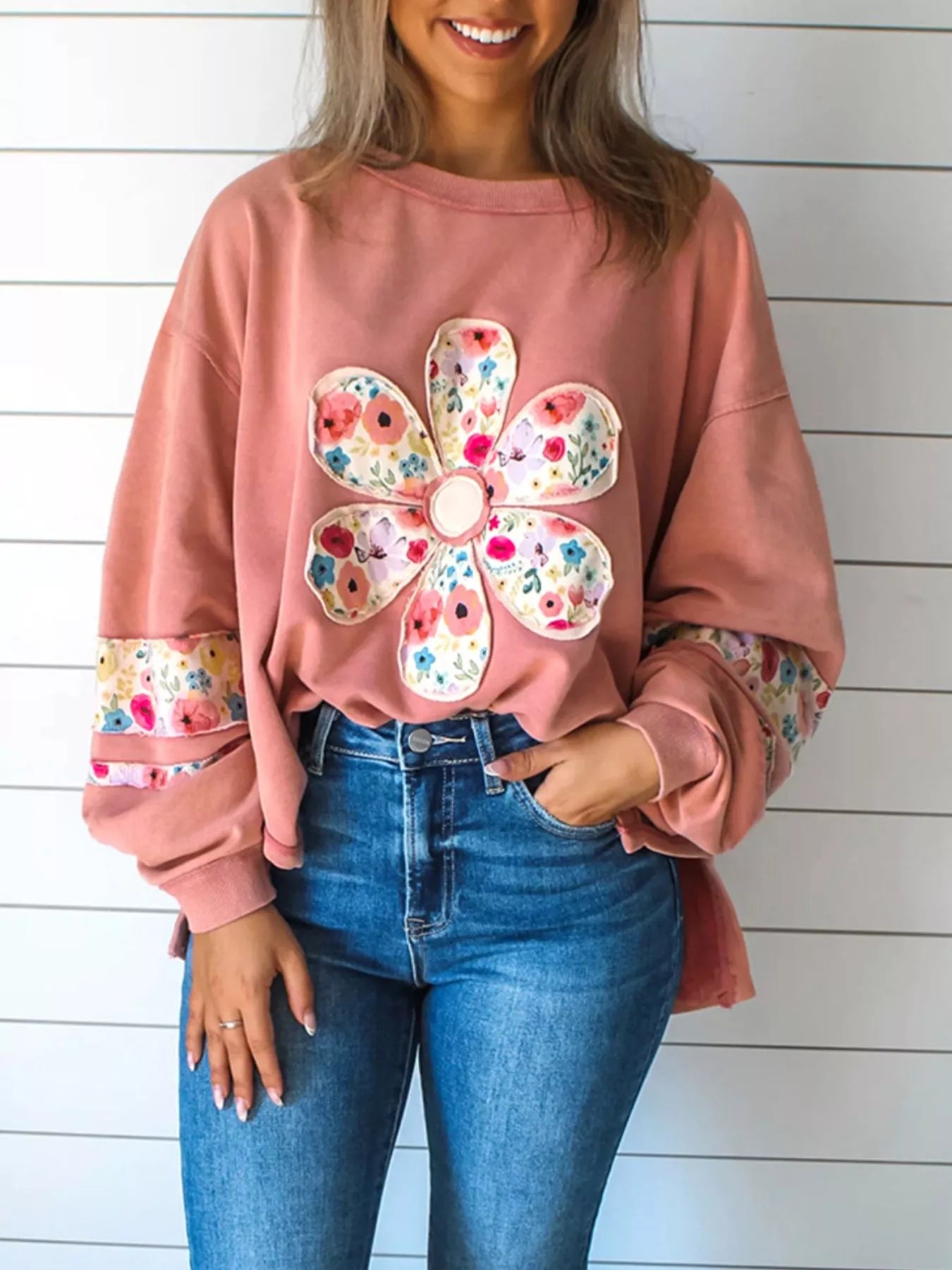Plus Size Floral Applique Drop Shoulder Sweatshirt OutfitFlow