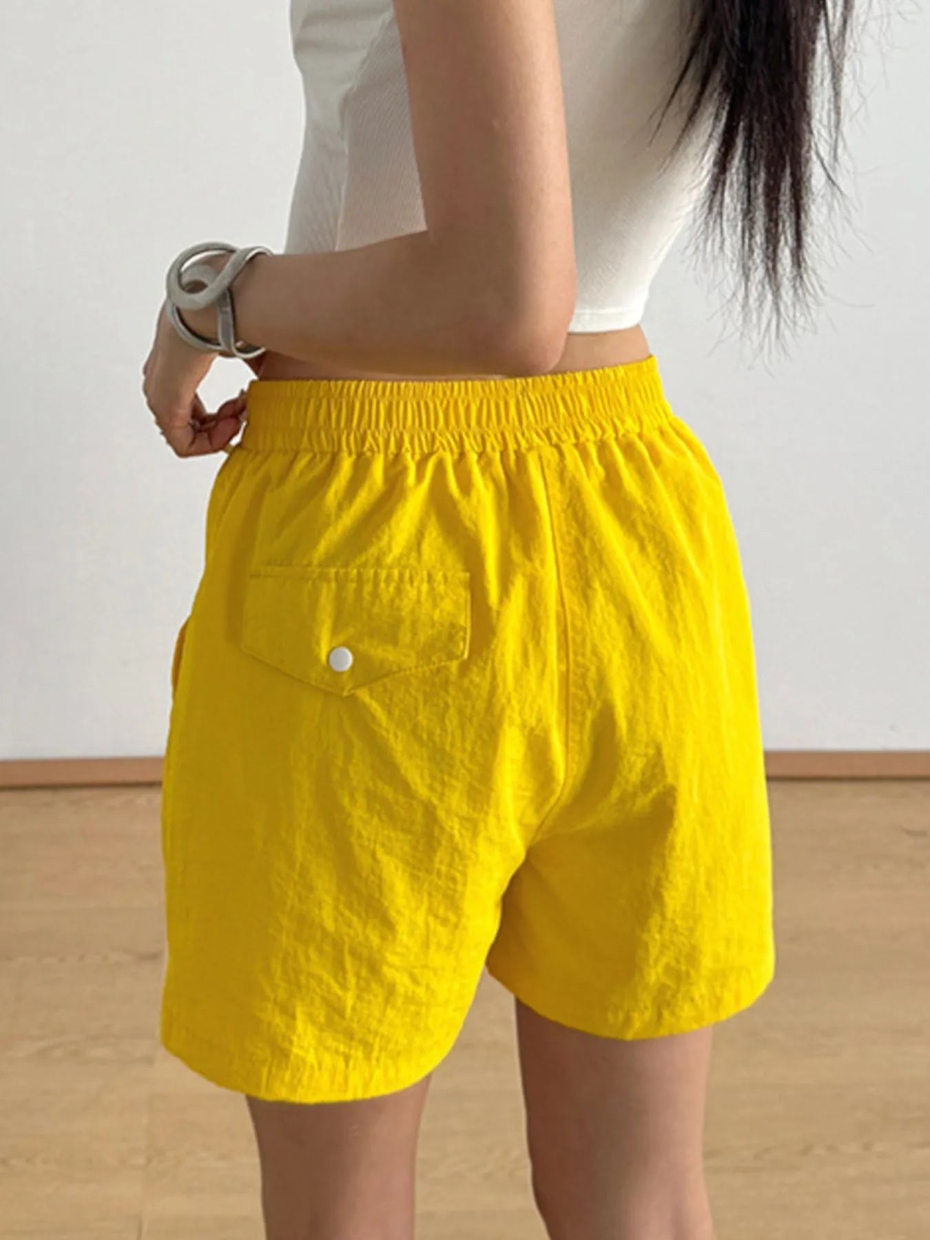 Elastic Waist Casual Shorts OutfitFlow