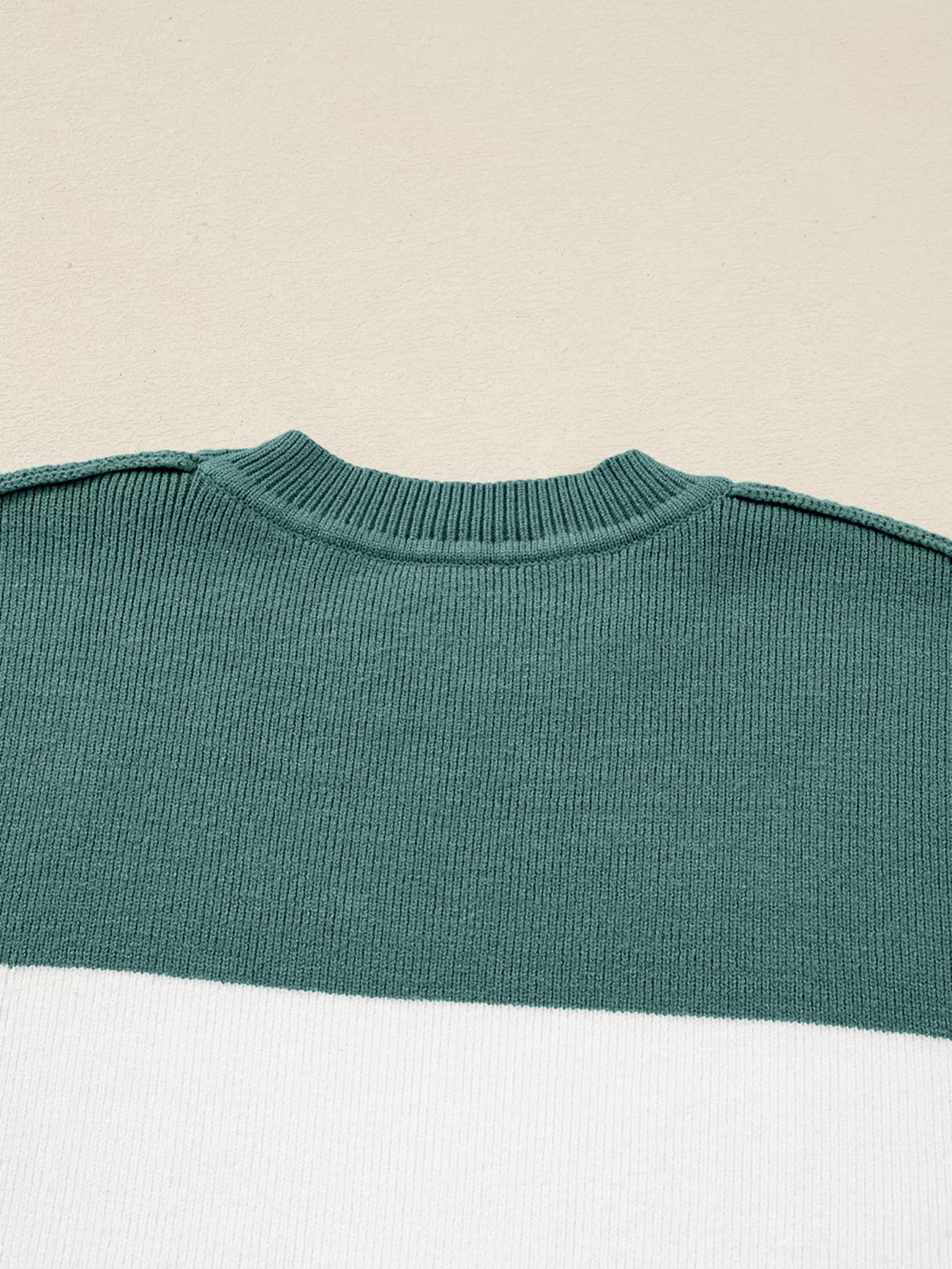 Color Block Plain Ribbed Knit Sweatshirt OutfitFlow