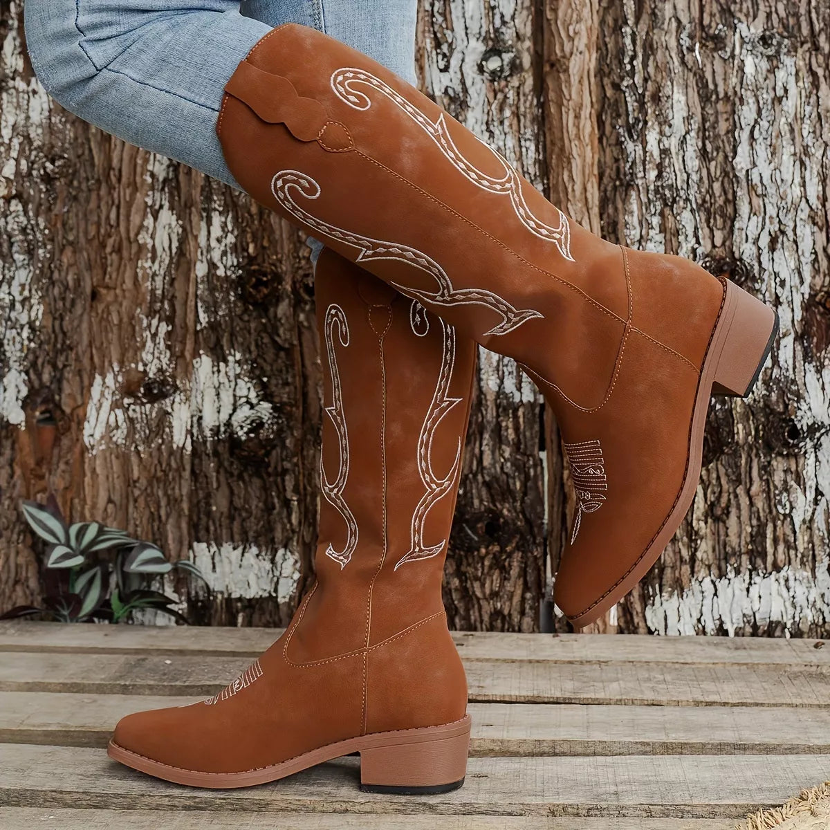 Embroidered Round Toe Block Heels Boots OutfitFlow
