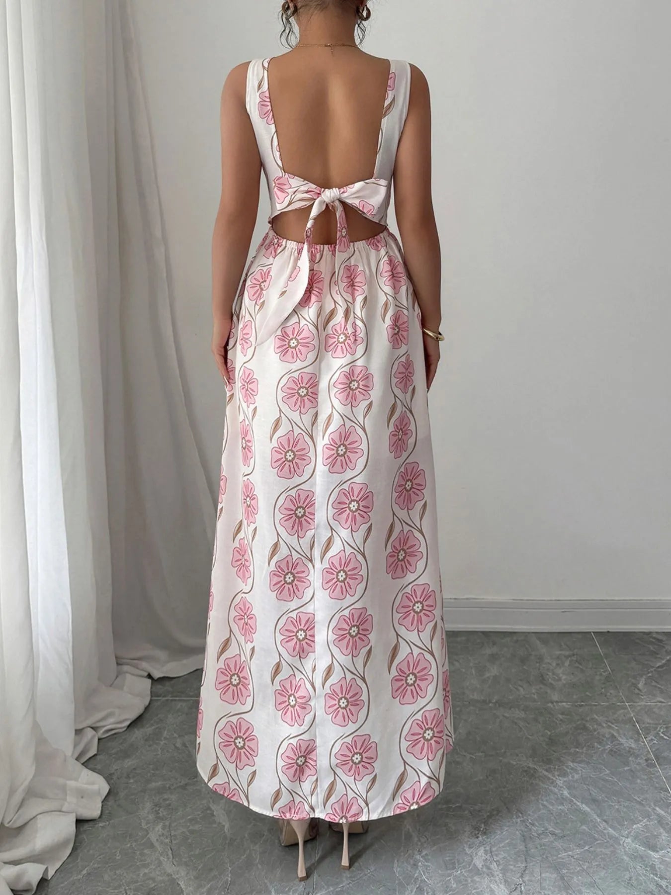 Floral Print Sleeveless Maxi Dress OutfitFlow