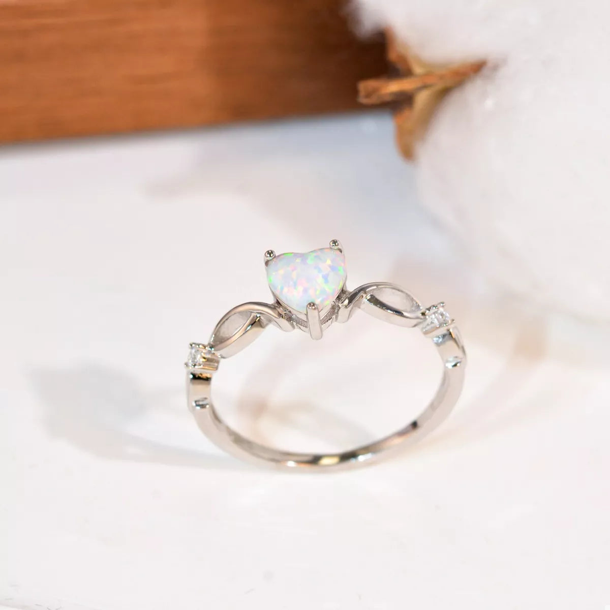 925 Sterling Silver Heart-Shaped Ring OutfitFlow