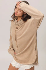 BiBi Solid Side Pocket Thumb Top OutfitFlow