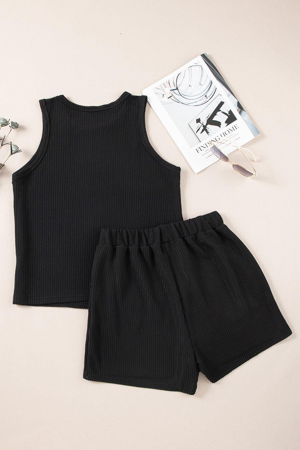 Outfit Flow - Round Neck Sleeveless Top and Shorts Set