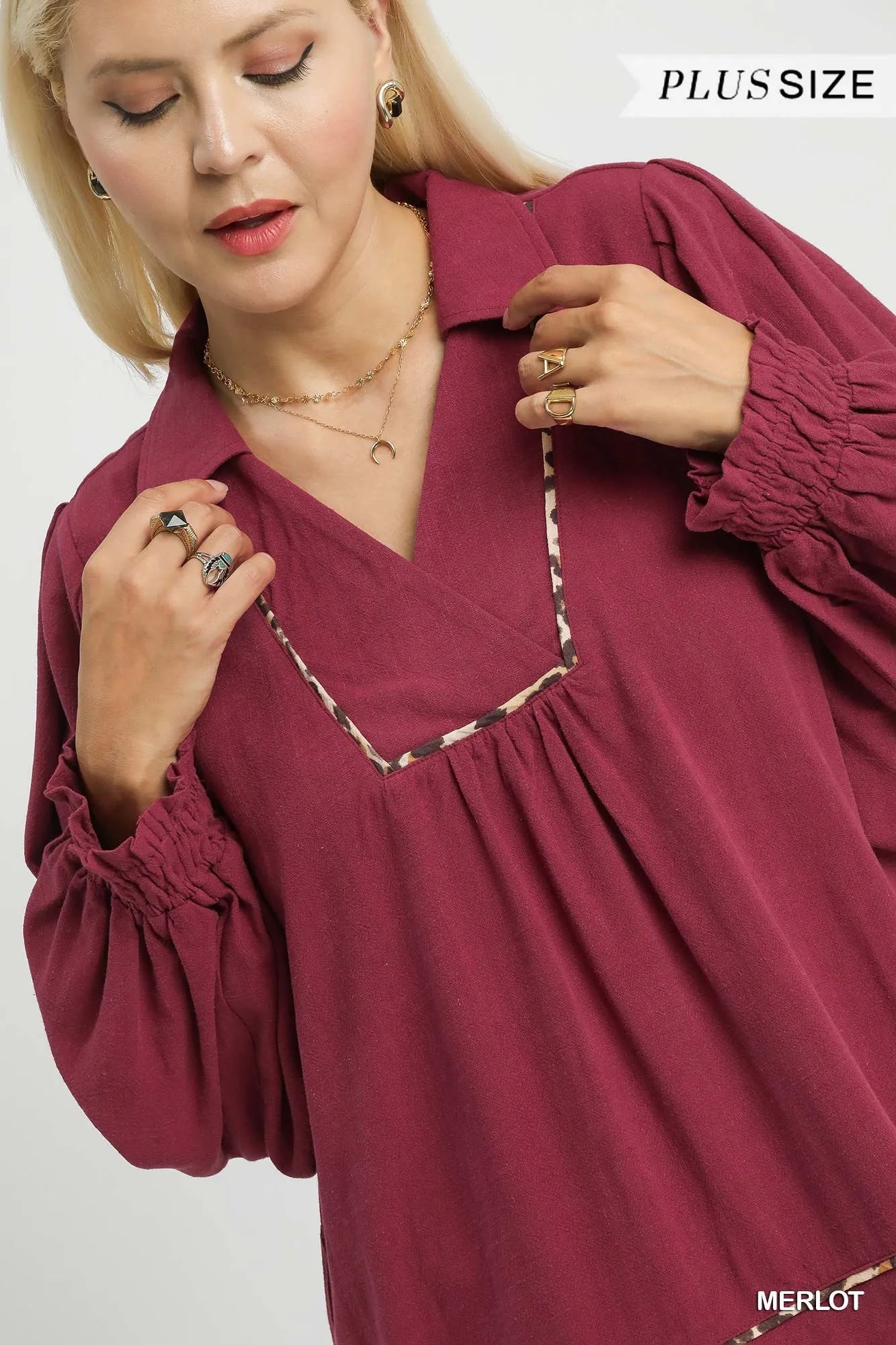 Umgee Full Size Linen Scallop Hem Blouse with Contrast Trim Plus Size Trendsi
