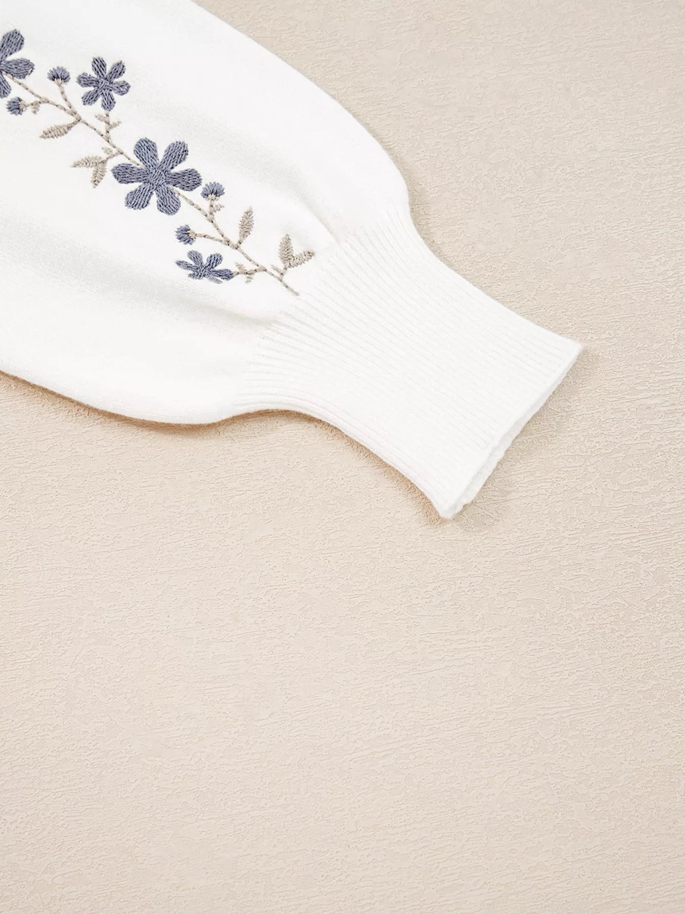Floral Embroidered Scallop Hem Cropped Sweater Trendsi