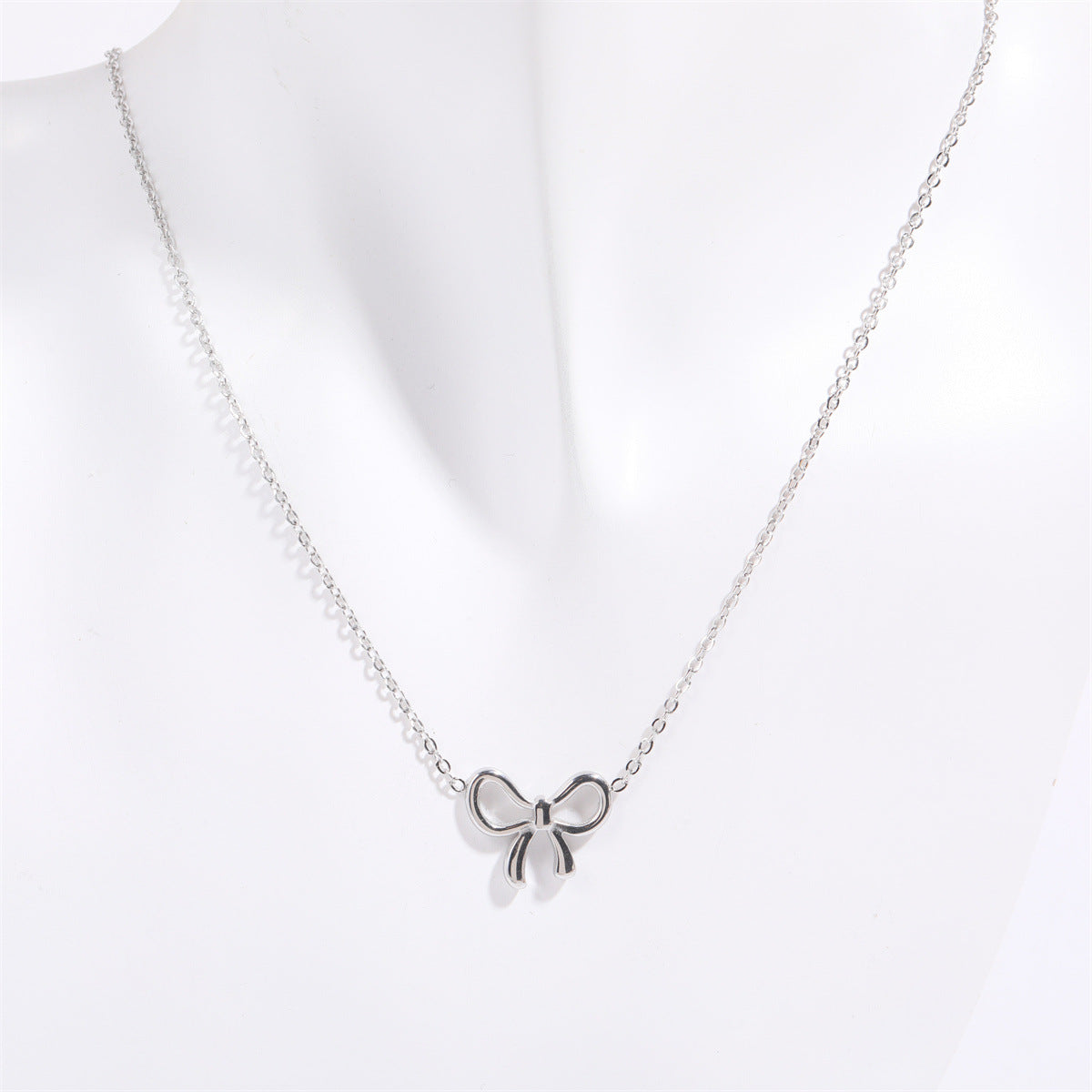 Outfit Flow - Titanium Steel Bow Pendant Necklace