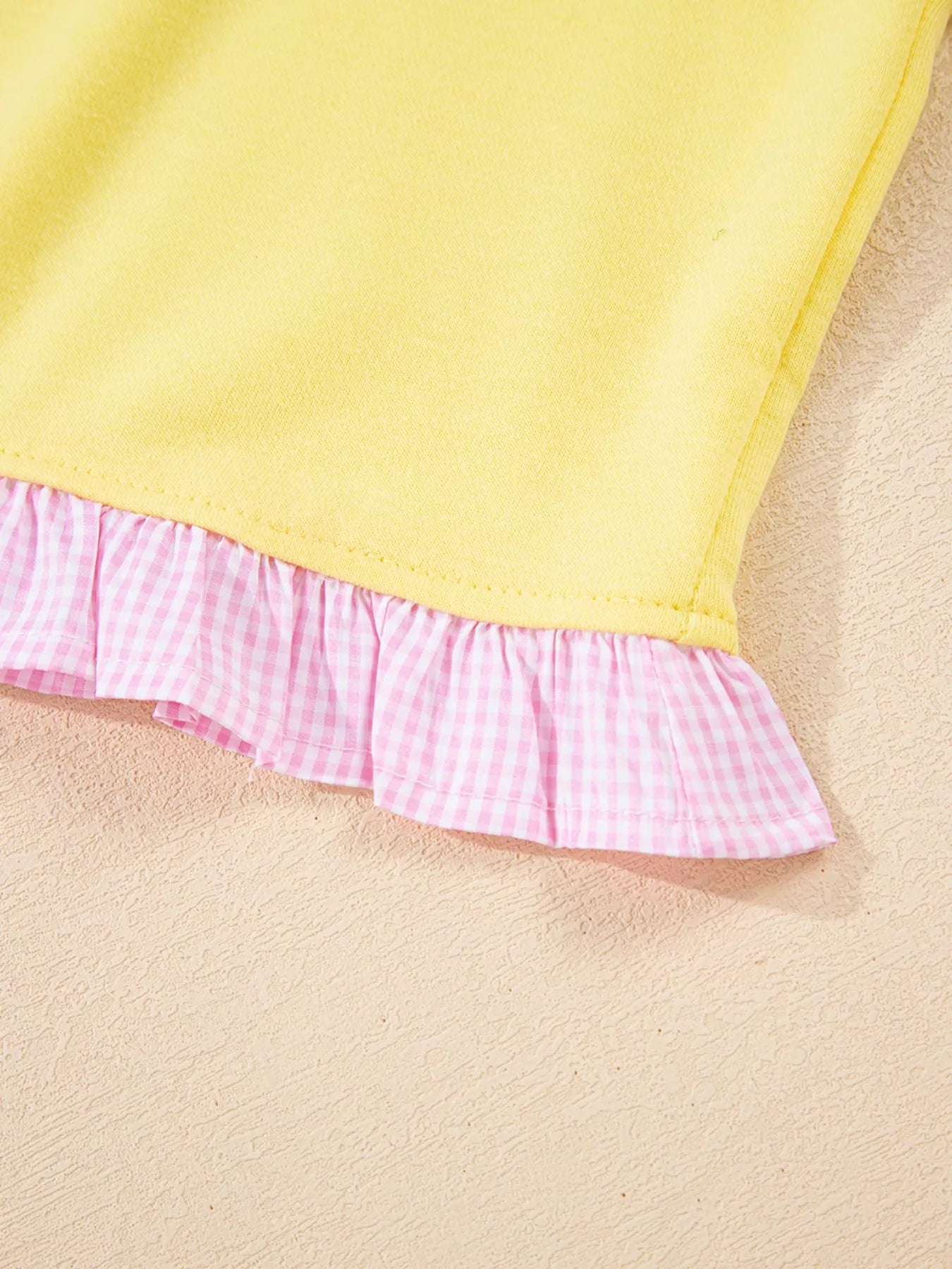 Contrast Frill Hem Round Neck Top and Shorts Set OutfitFlow