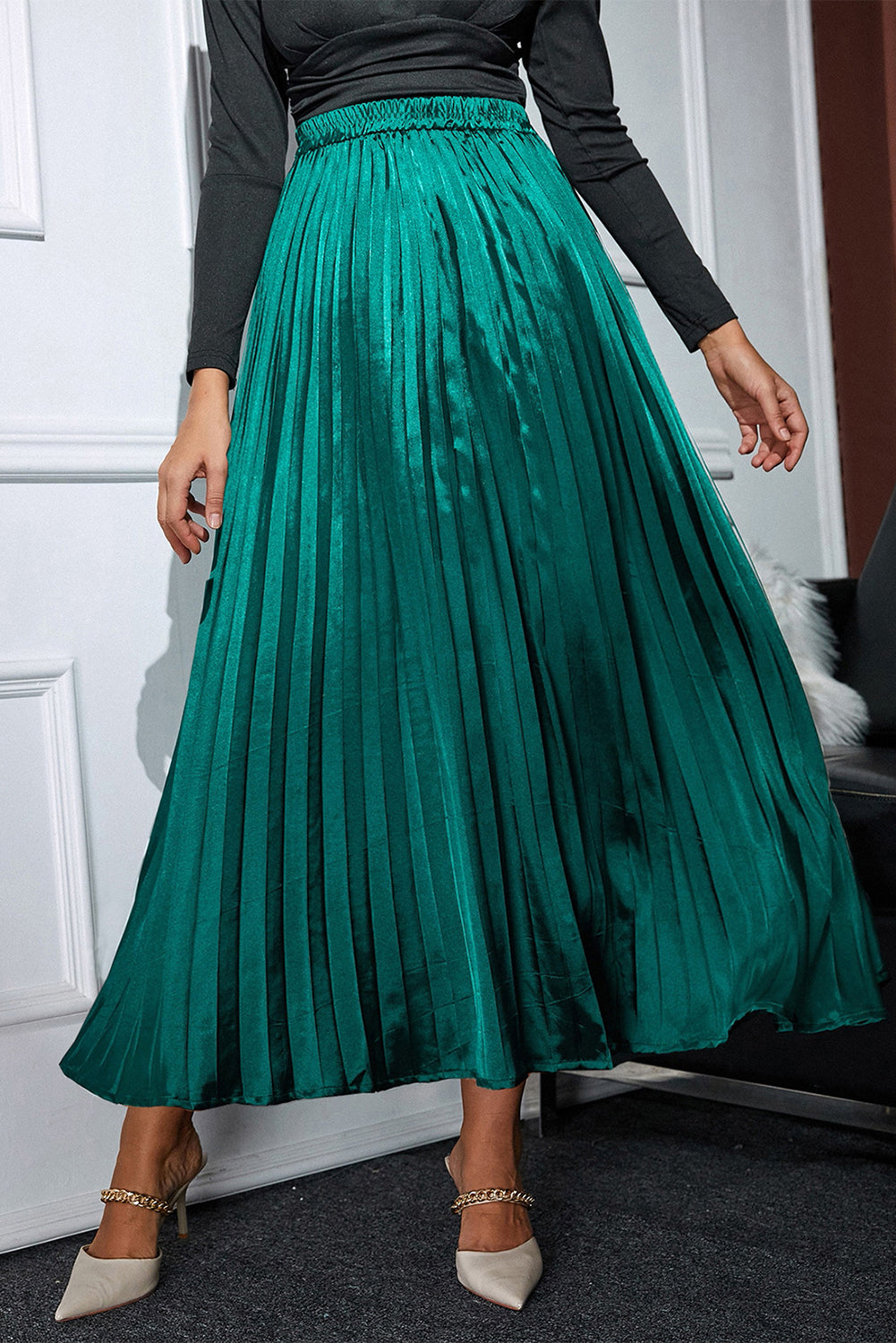 Outfit Flow - Elastic Waist Pleated Midi Skirt