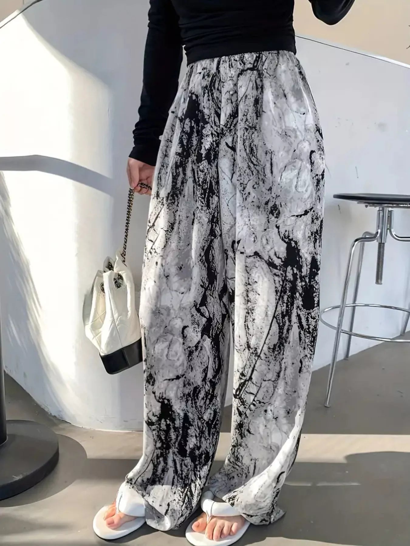 Abstract Print Wide Leg Pants Gray Trendsi