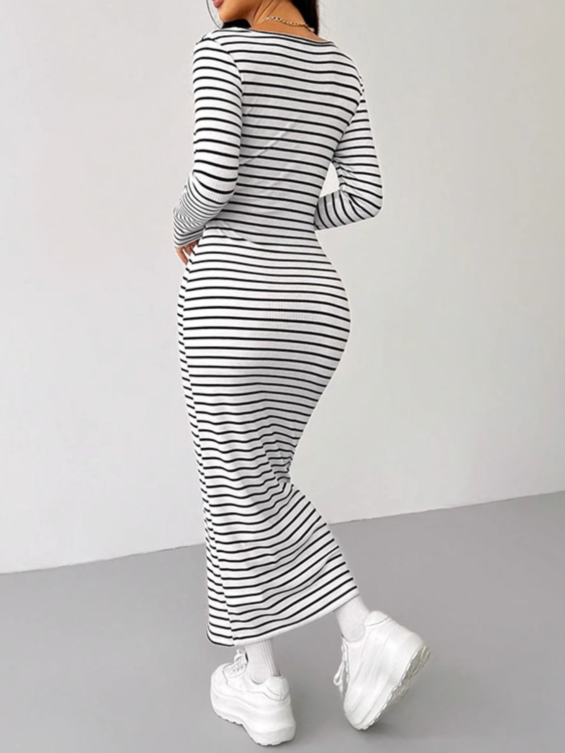 Outfit Flow - Striped Scoop Neck Long Sleeve Midi Tee Dress