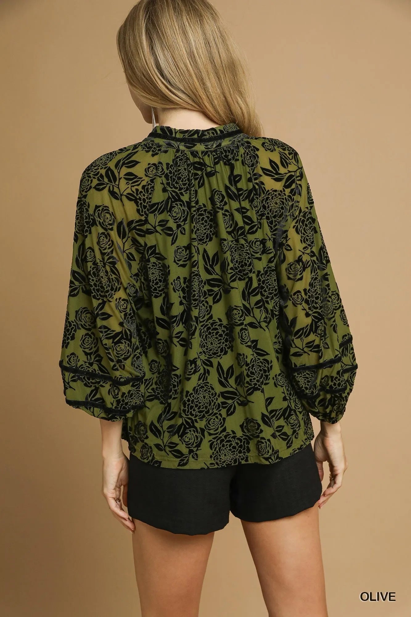 Umgee Full Size Floral Velvet Blouse with Balloon Sleeves Plus Size Trendsi