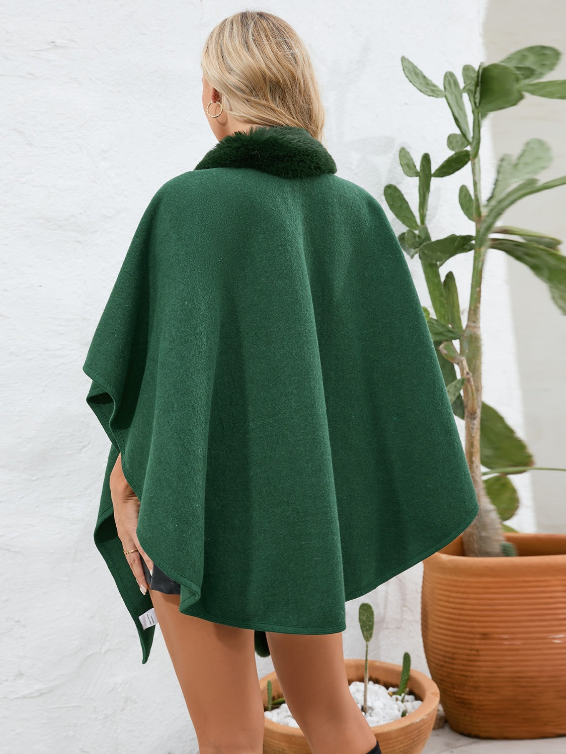 Outfit Flow - Fuzzy Trim Open Front Poncho