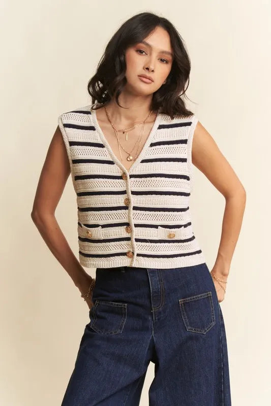 Davi & Dani Sleeveless Cropped Striped Sweater Knit Vest Top OutfitFlow