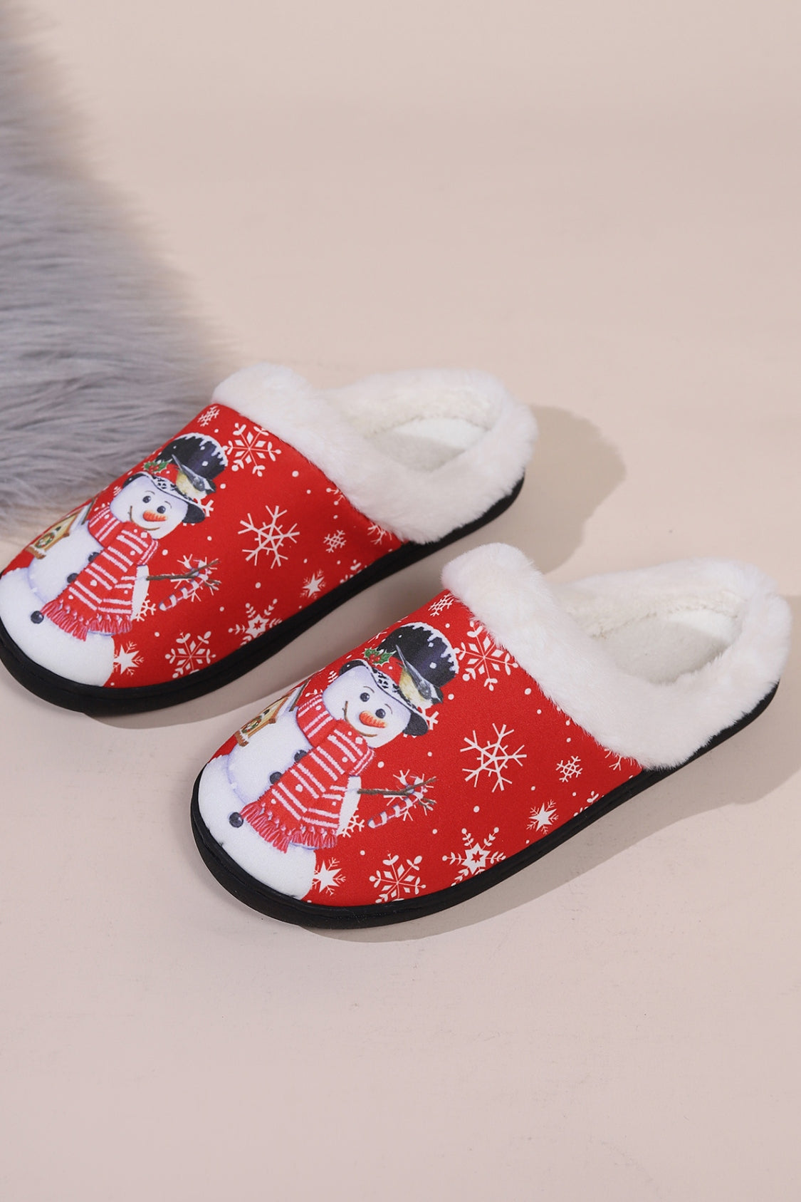 Outfit Flow - Snowman Round Toe Faux Fur Slippers