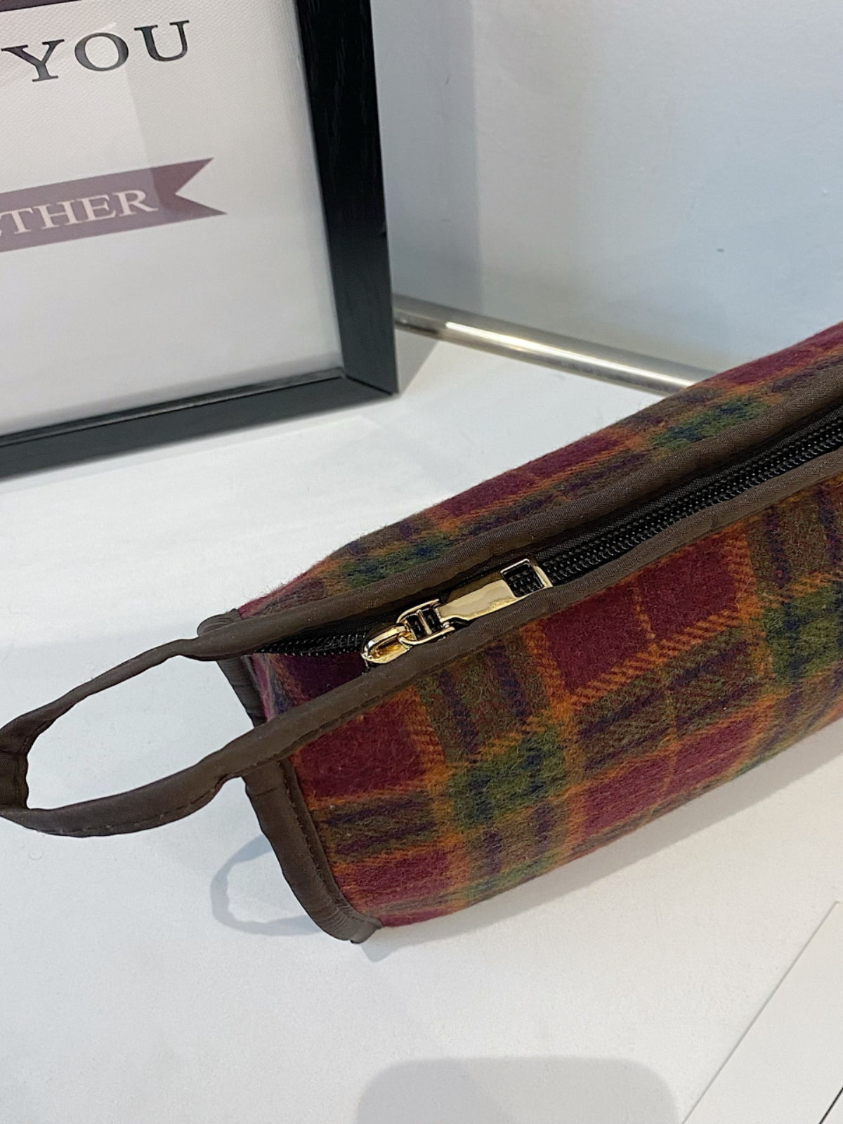 Contrast Plaid Clutch with Zipper