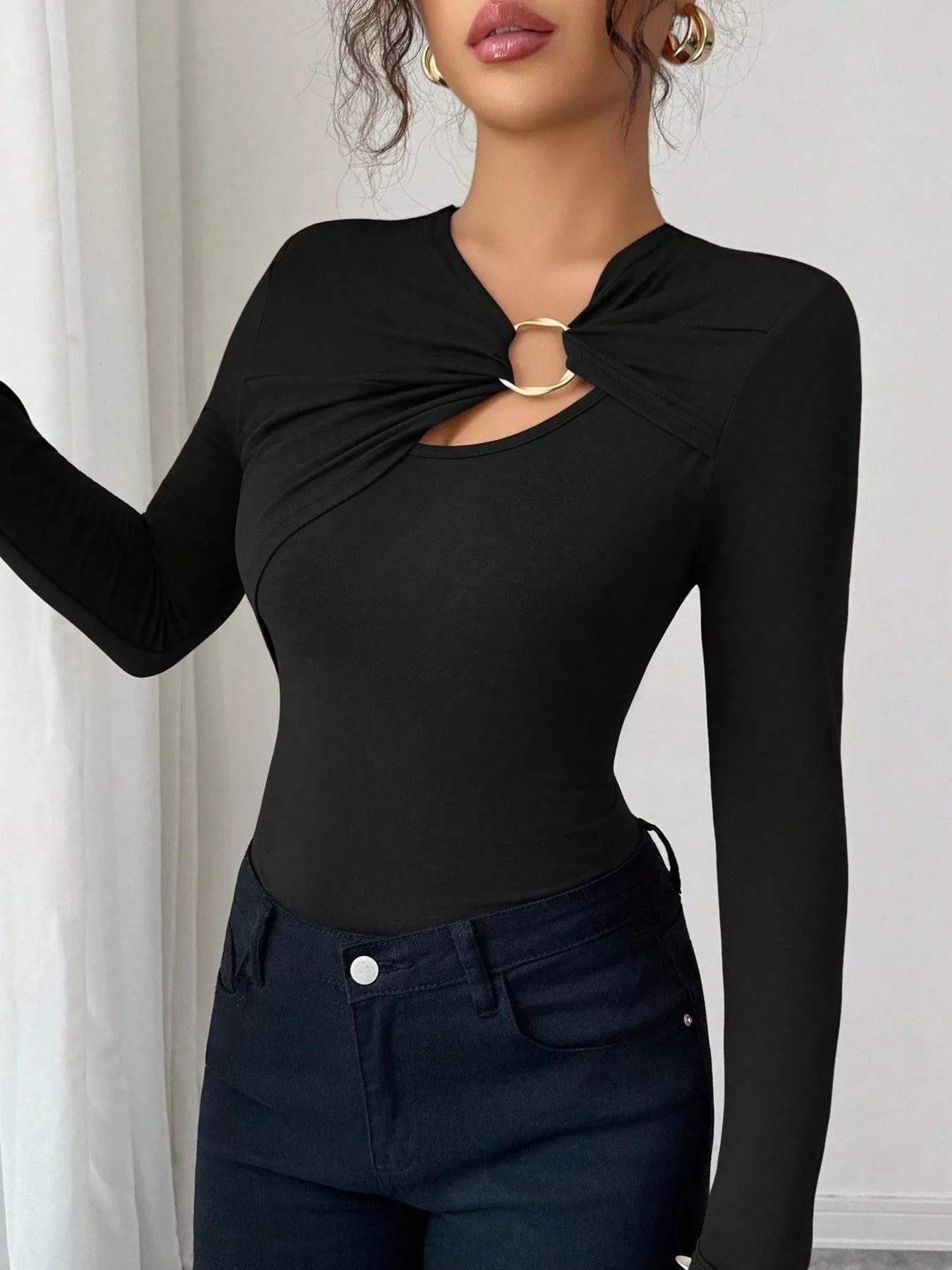 Twist Front Ring Detail Long Sleeve T-Shirt Black OutfitFlow
