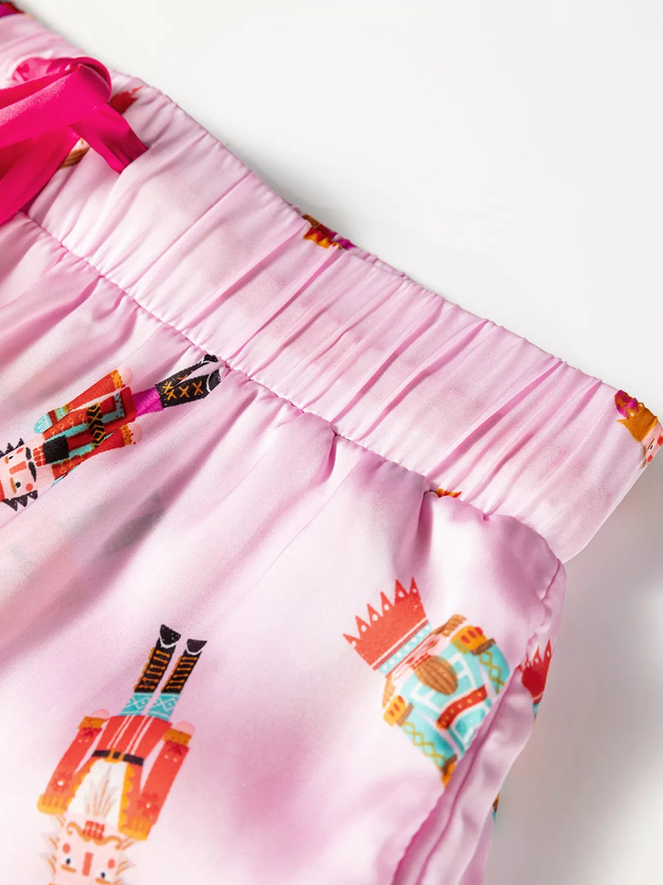 Nutcracker Print Contrast Trim Top and Shorts Pajama Set OutfitFlow