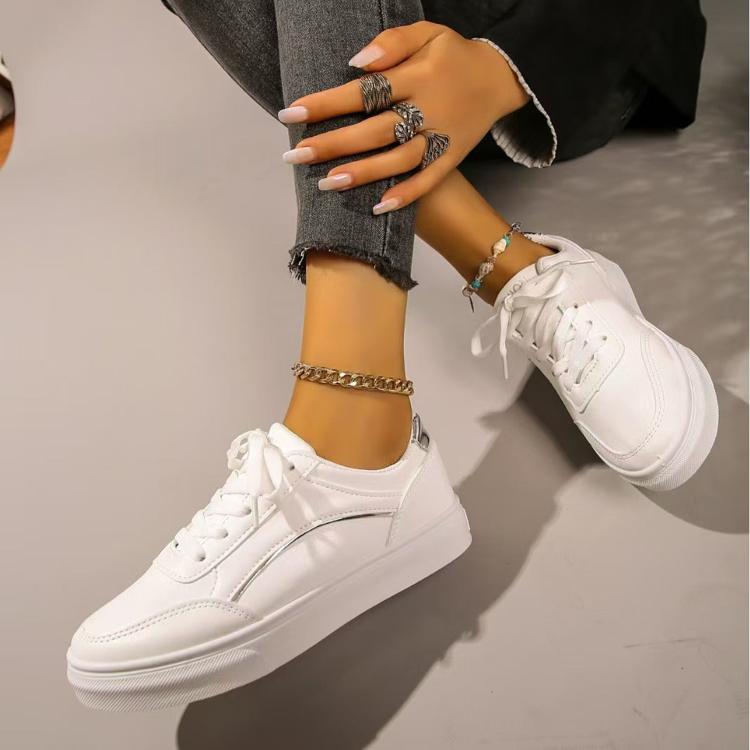 Outfit Flow - PU Leather Round Toe Flat Sneakers