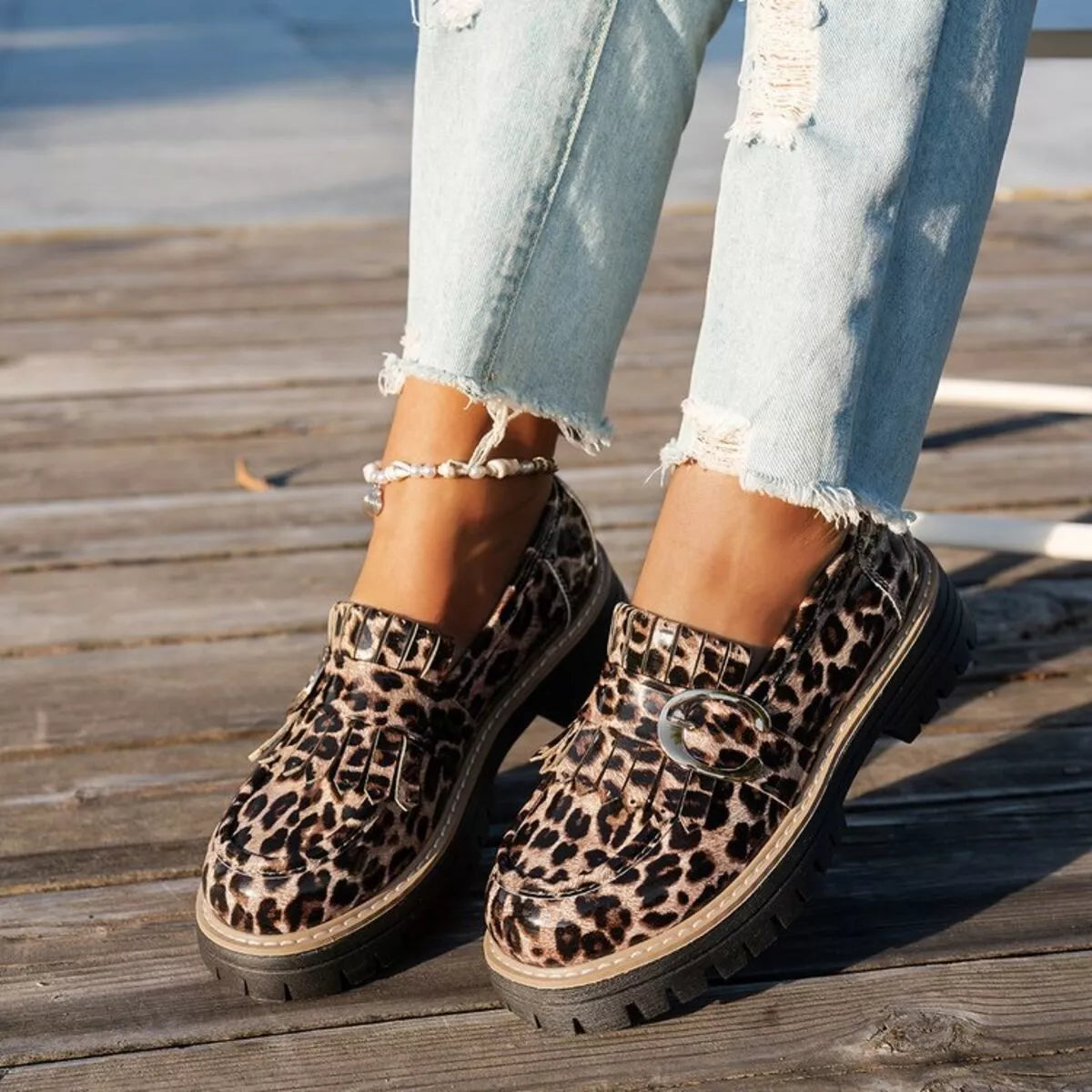 Round Toe Platform Loafers Trendsi