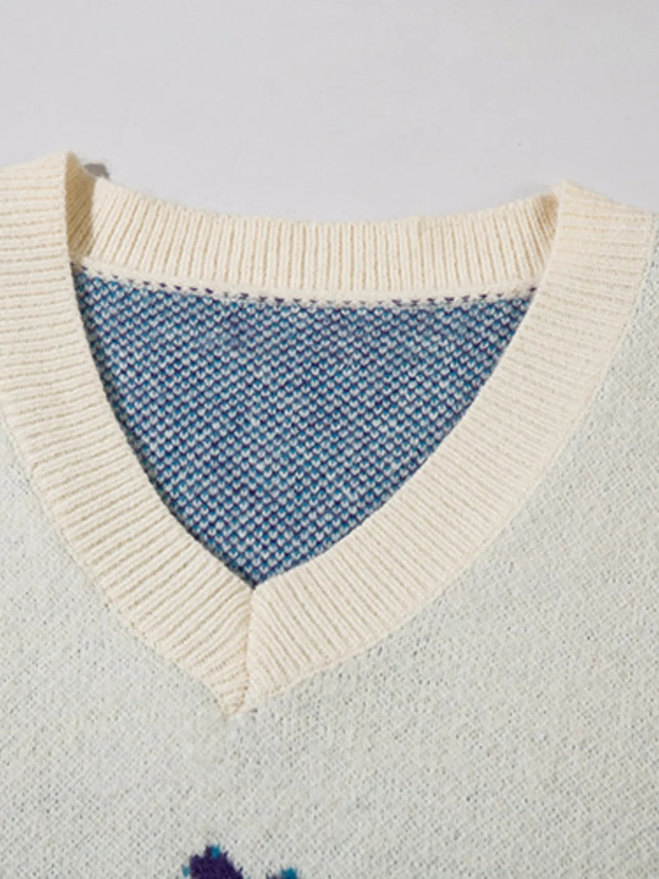 Men's Floral V-Neck Sweater Vest Trendsi