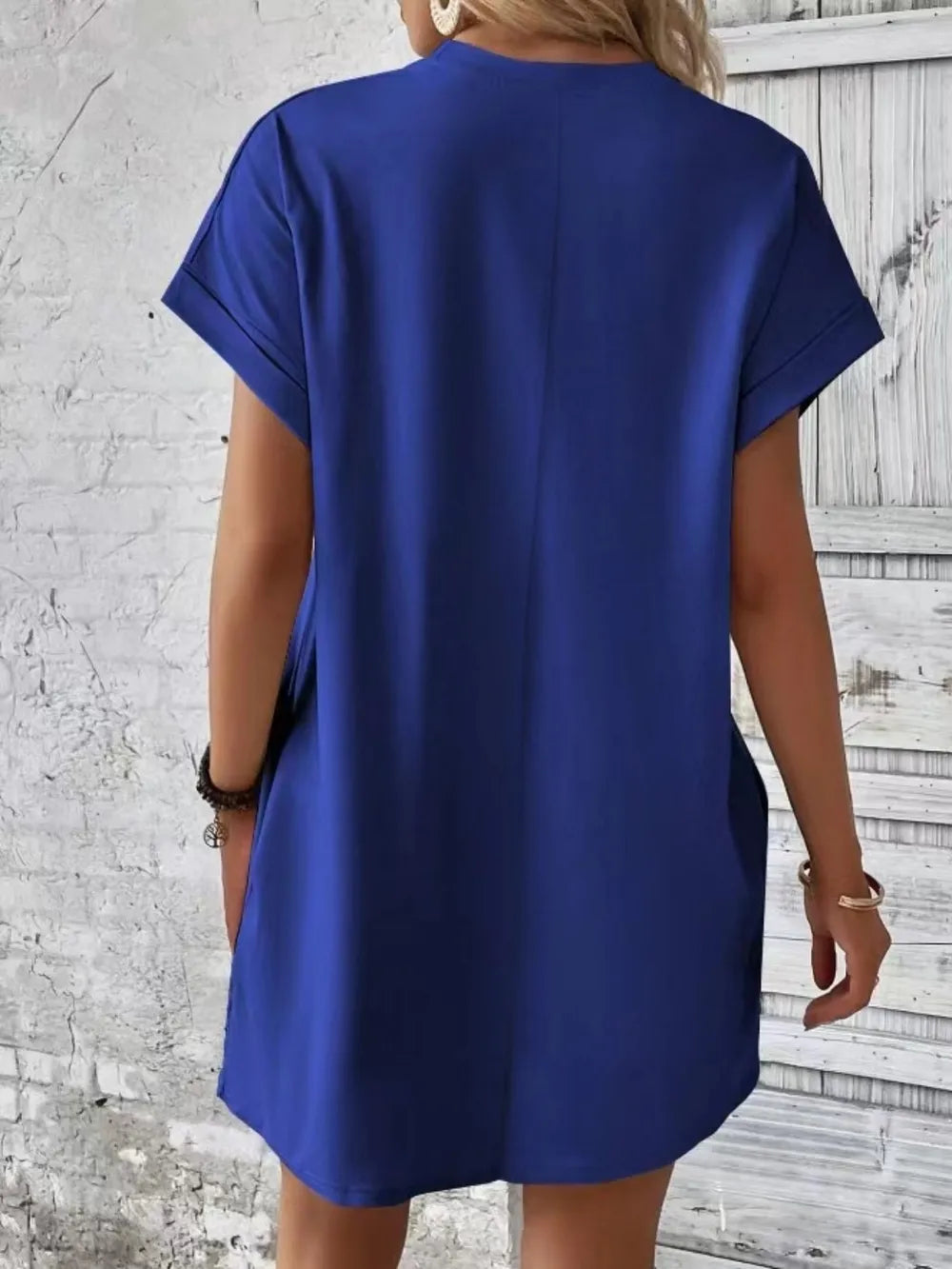 Pocketed Round Neck Short Sleeve Dress OutfitFlow